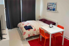 Studio Apartment, close to beach and sunset views